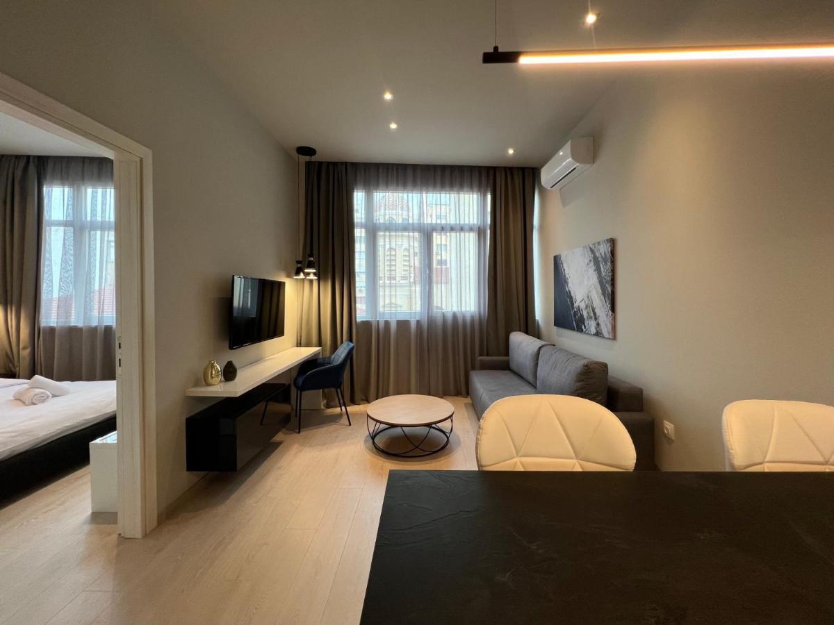 Aura F24 By Halu! - Vibrant Neighbourhood Appartement *